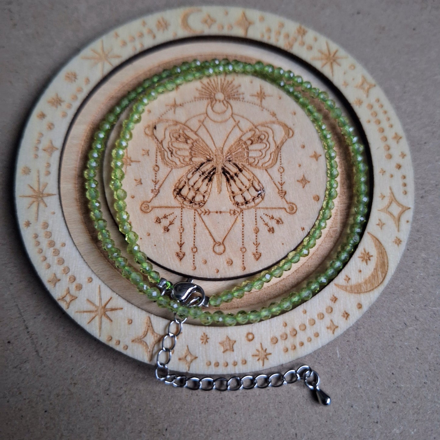 Peridot Choker Necklace 3mm faceted beads