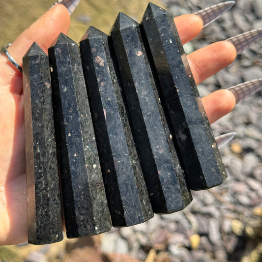 Coppernite (Indian Nuummite) 10cm Towers