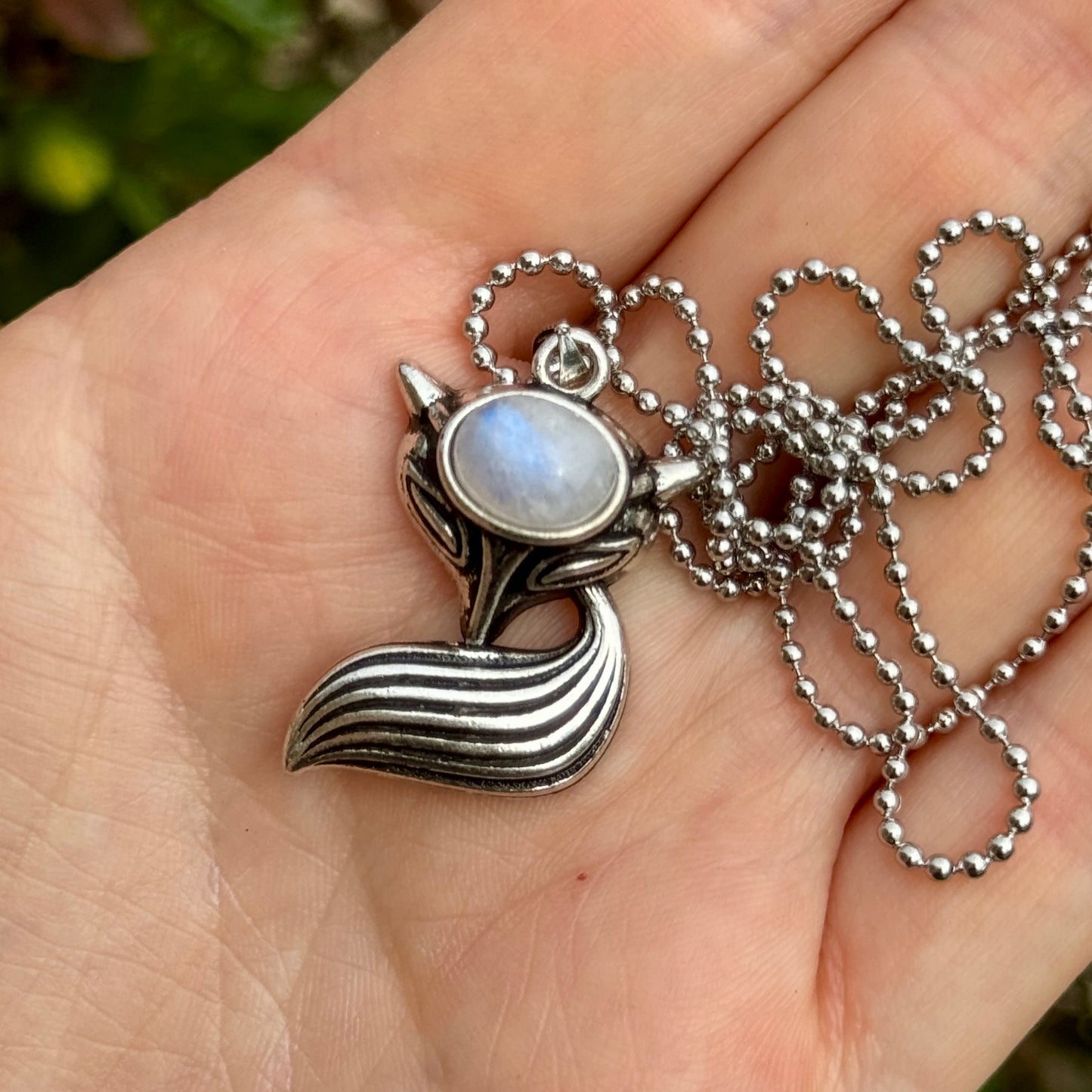 Flashy Moonstone Fox Pendant & Ring Set