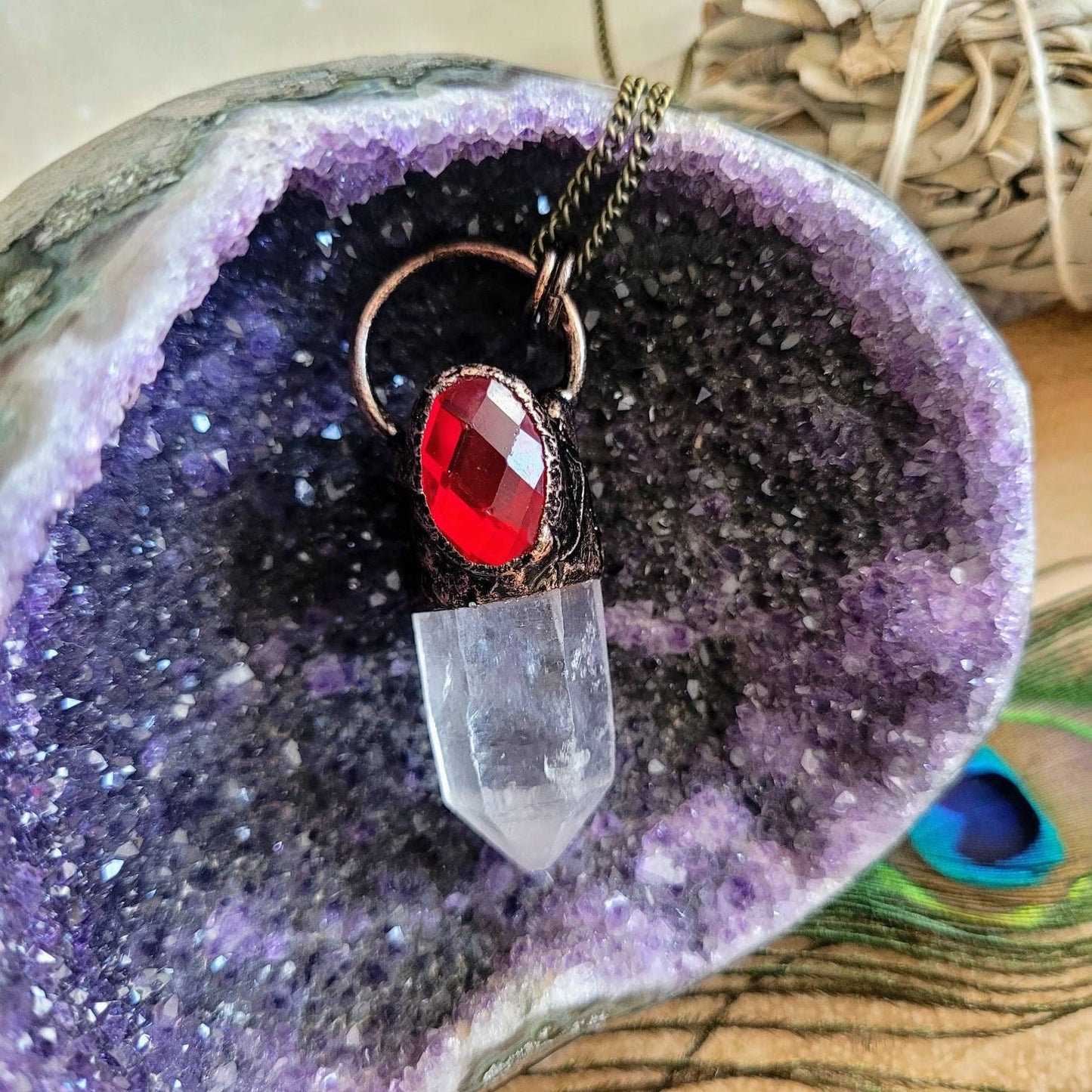 Clear Quartz point pendant necklace for woman and men crystal healing crown chakra jewellery witchy jewelry