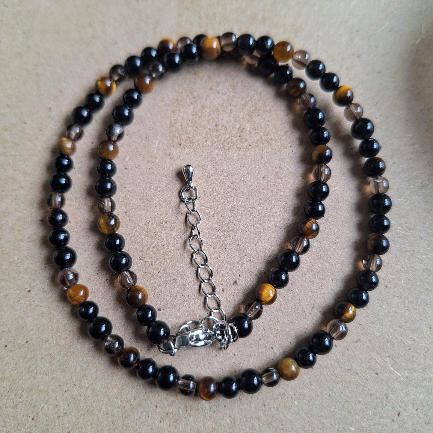 Protection choker necklace 4mm bead