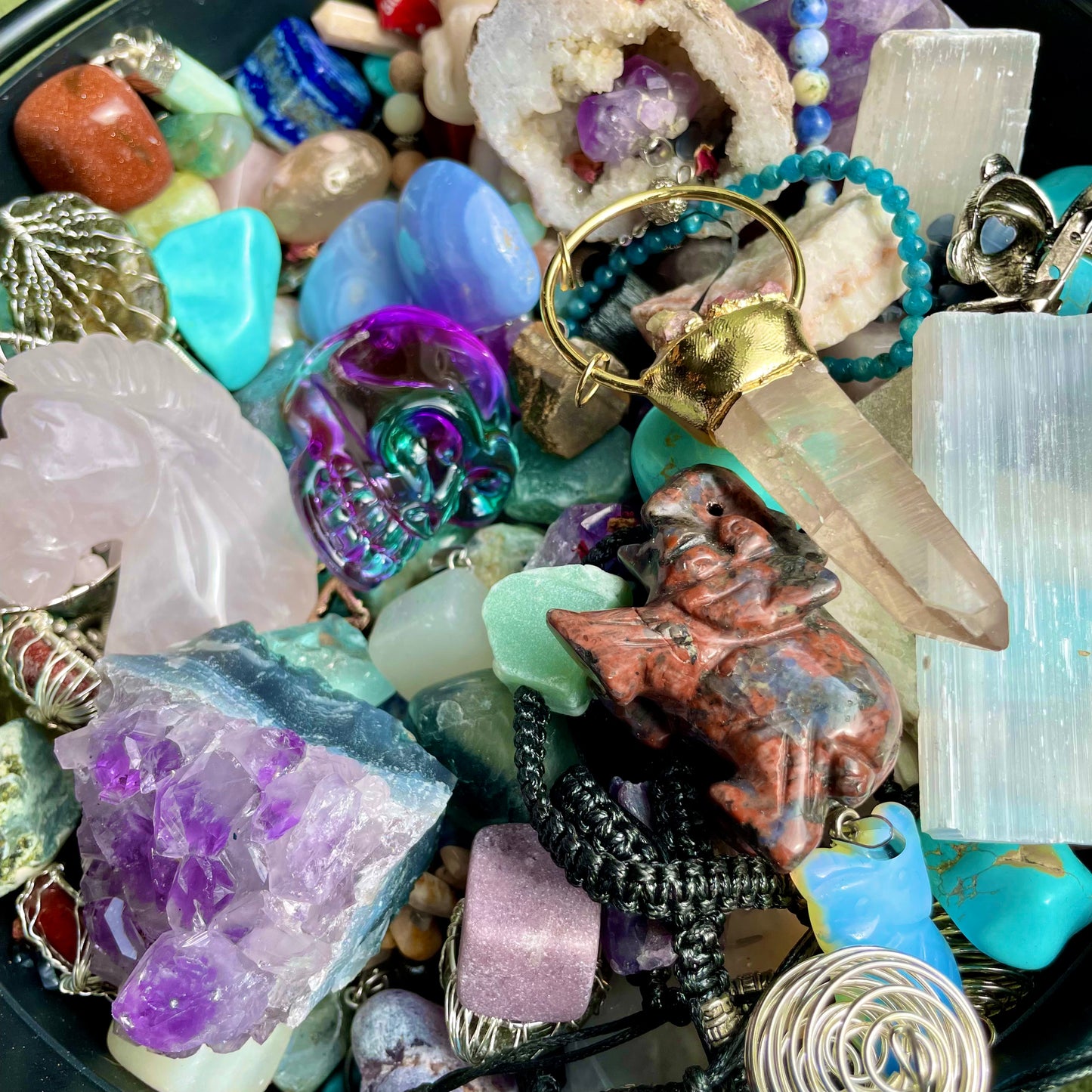 Crystal Confetti Cauldron Scoops