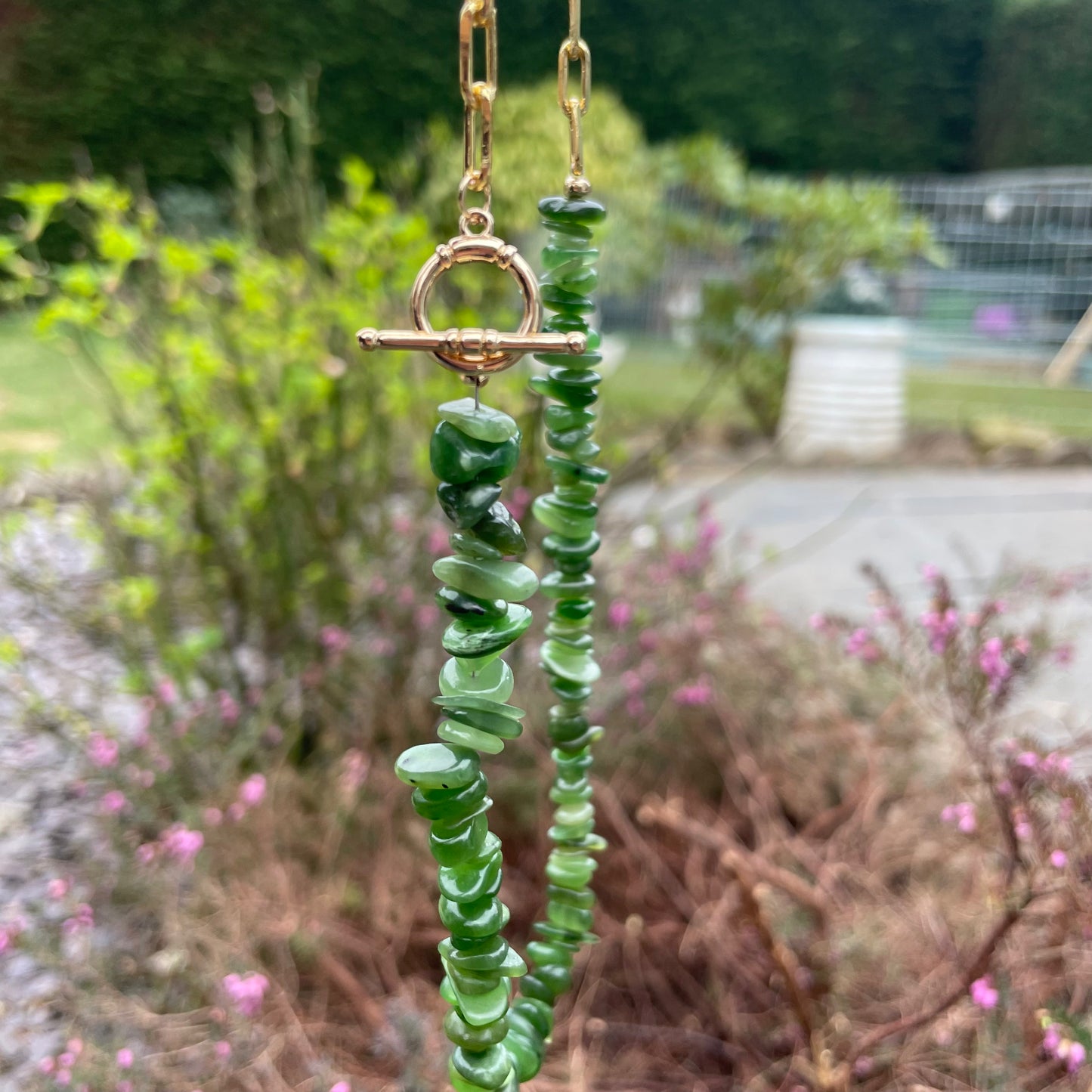 Green Jade Chip Choker Necklace