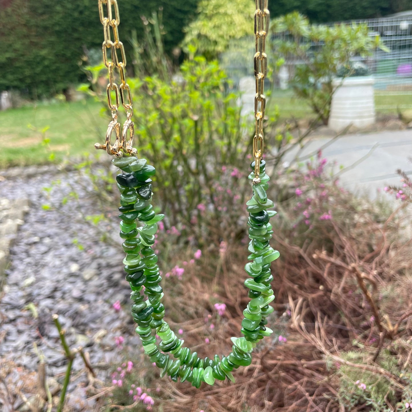 Green Jade Chip Choker Necklace