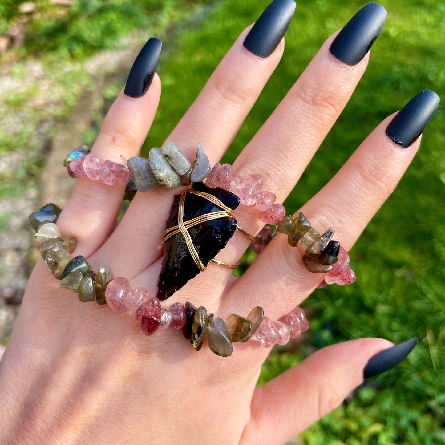 Strawberry Quartz and Labradorite Chip Bracelets ๐๐๐