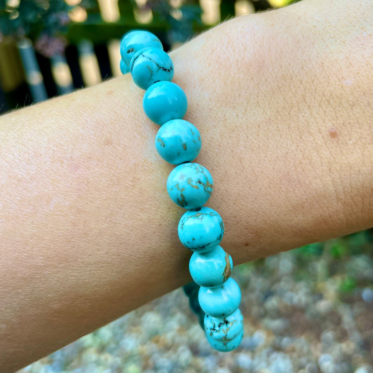 Turquoise Howlite Beaded Bracelet 🧞♂️🌊