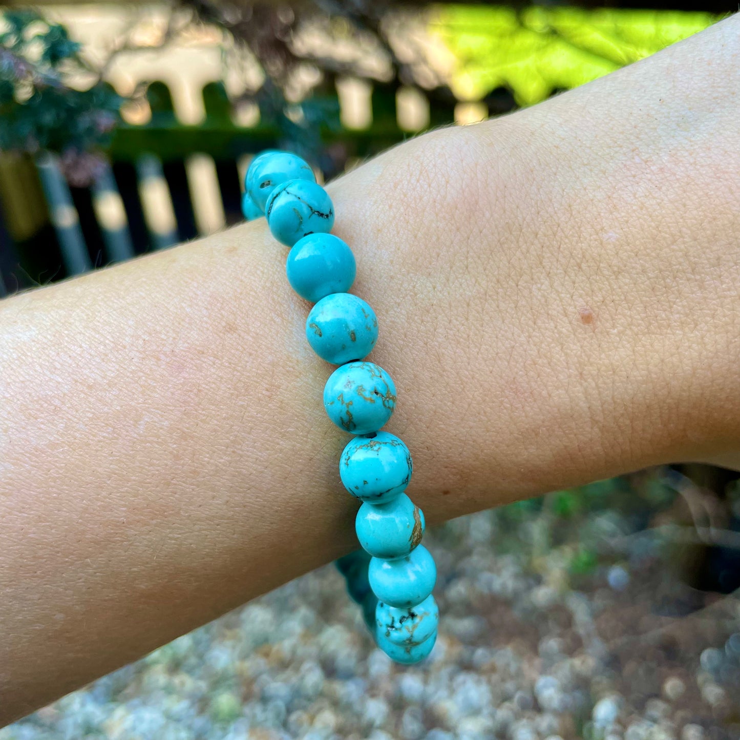 Turquoise Howlite Beaded Bracelet 🧞♂️🌊