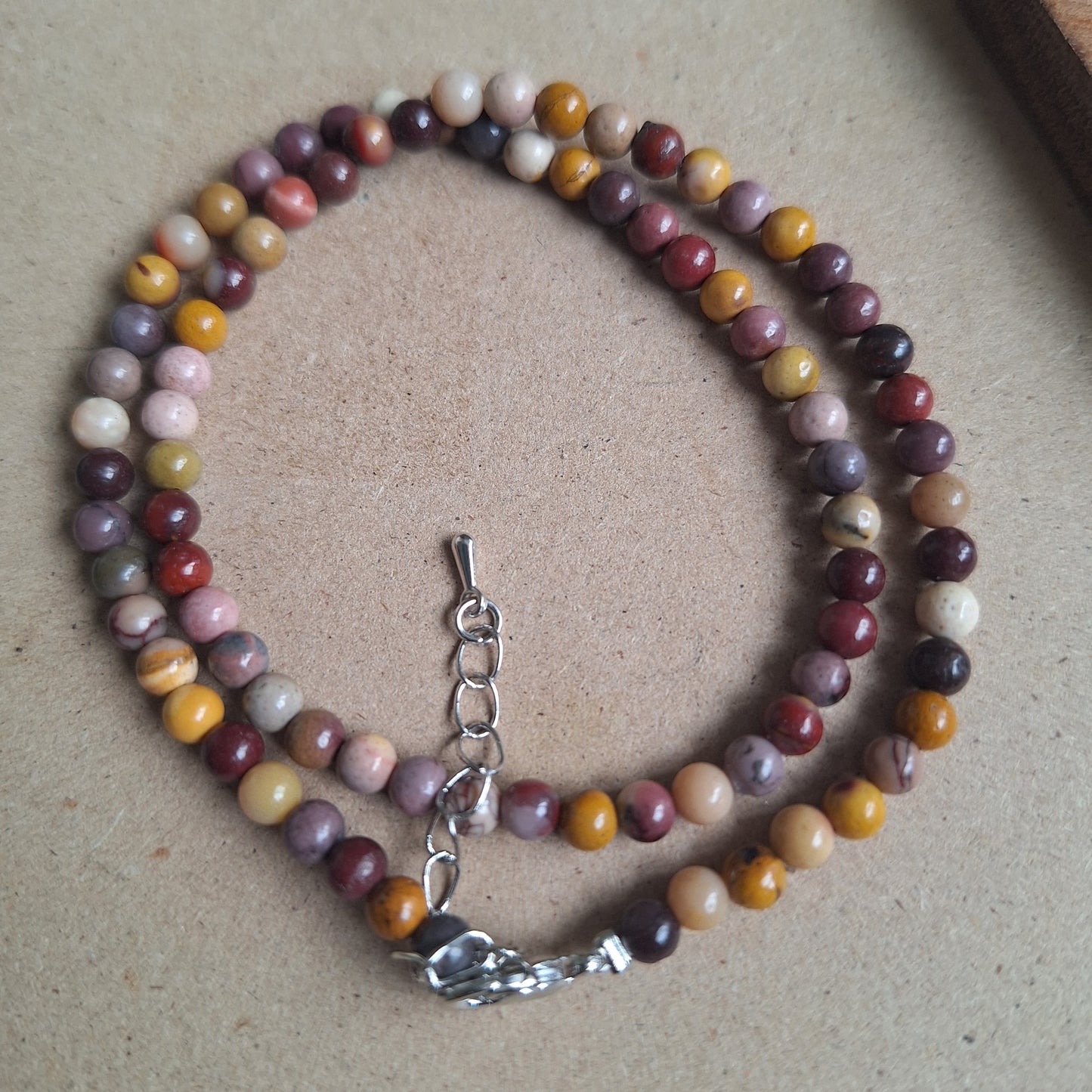 Mookaite choker 4mm round beads adjustable