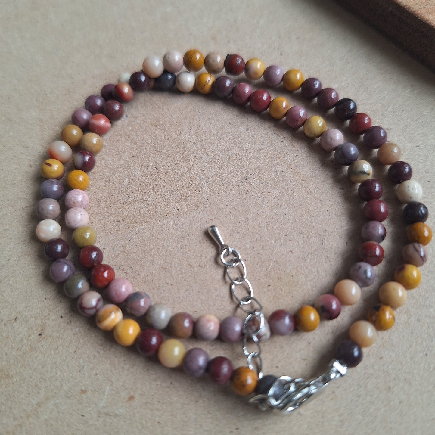 Mookaite choker 4mm round beads adjustable