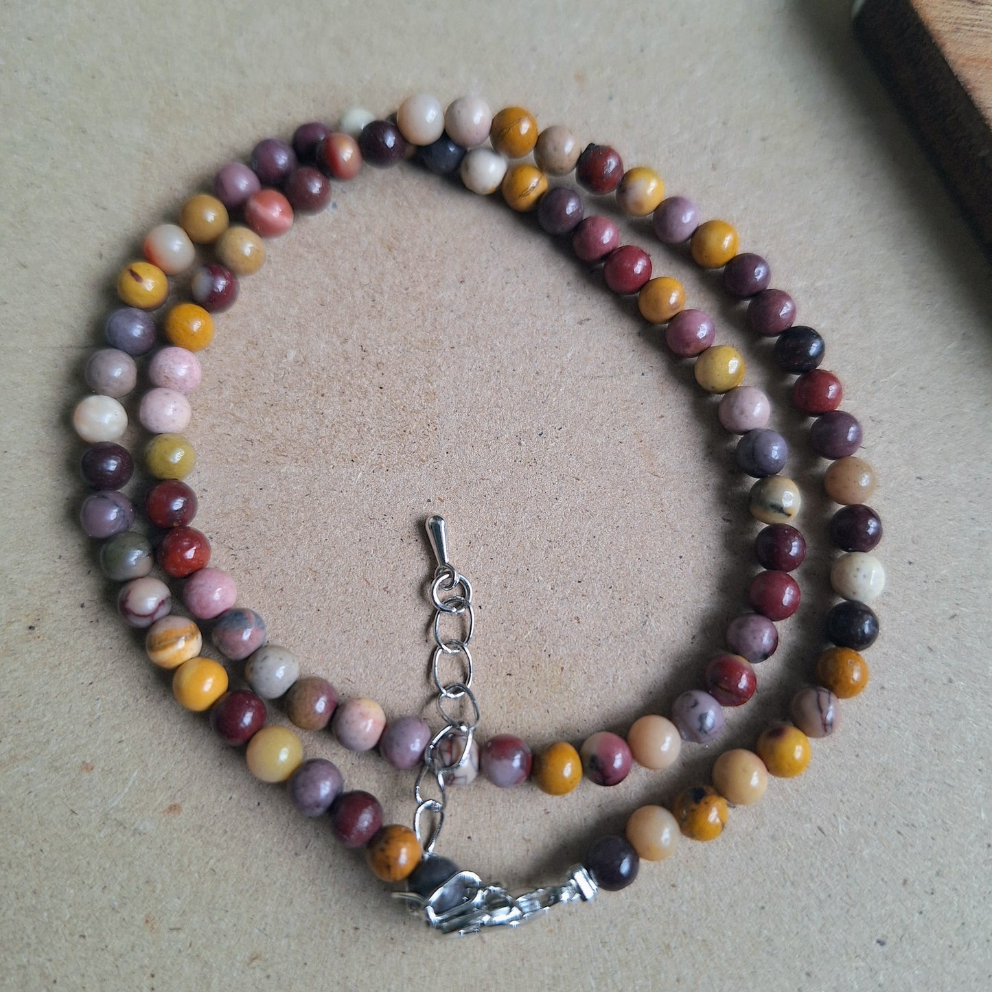 Mookaite choker 4mm round beads adjustable