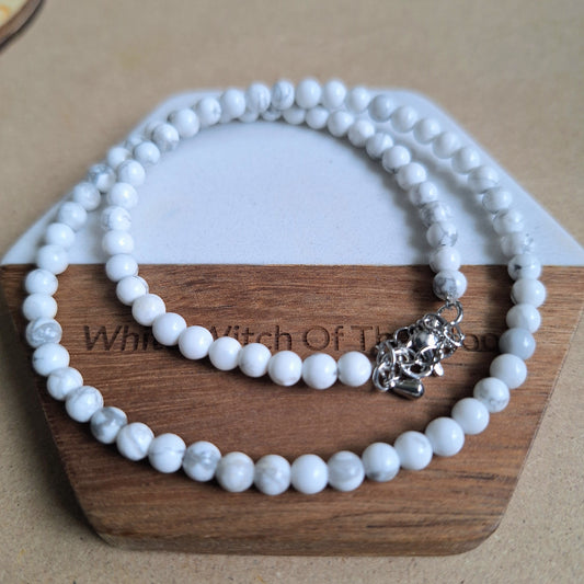 Howlite 4mm bead choker necklace