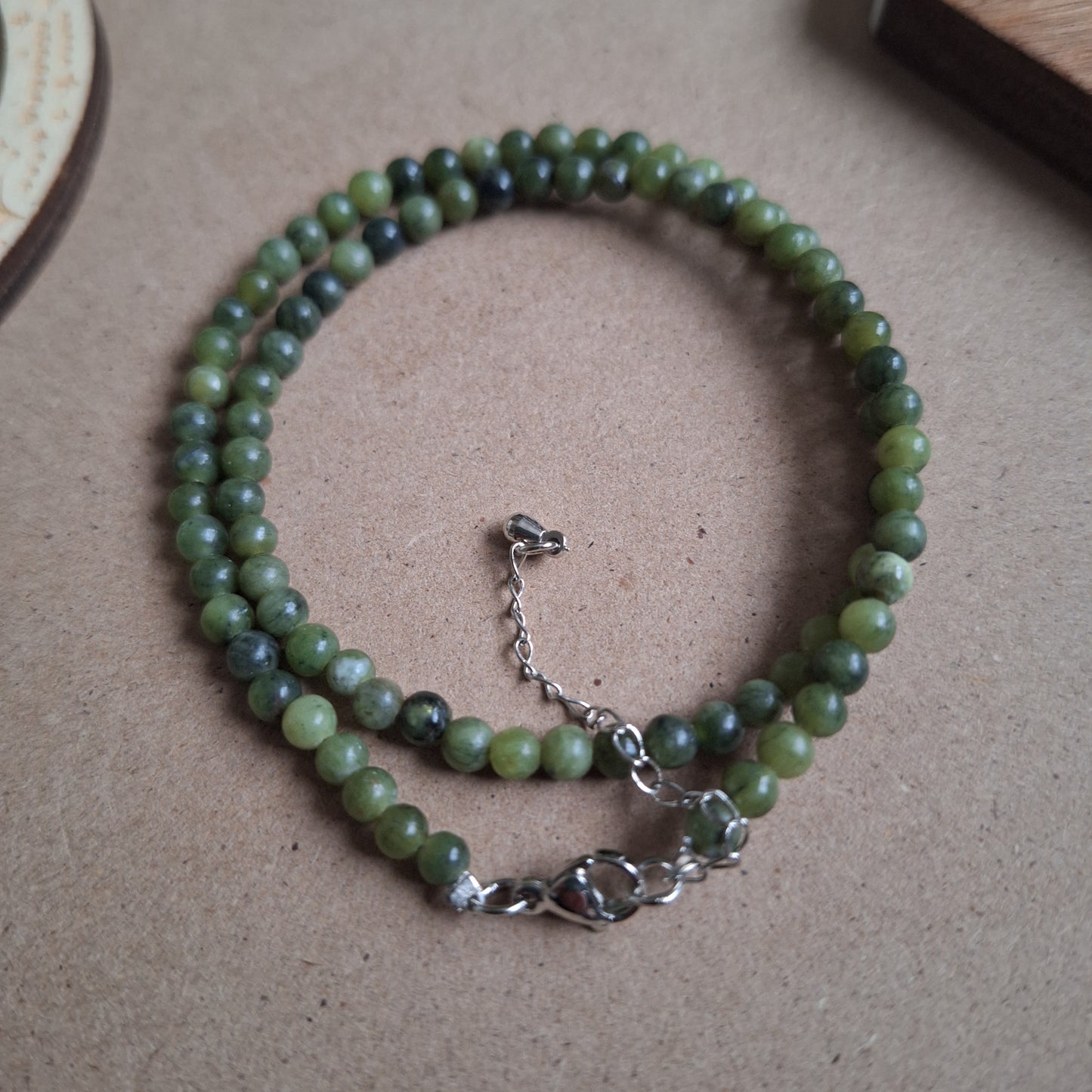 Green jade Beaded Choker Necklace