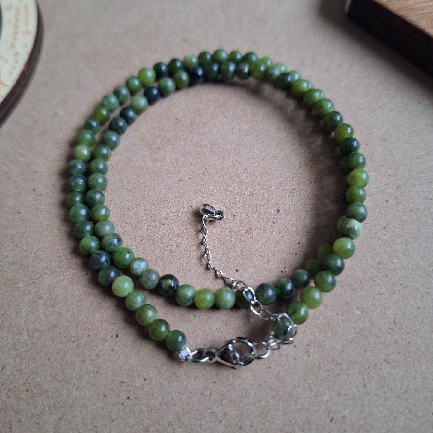 Green jade Beaded Choker Necklace