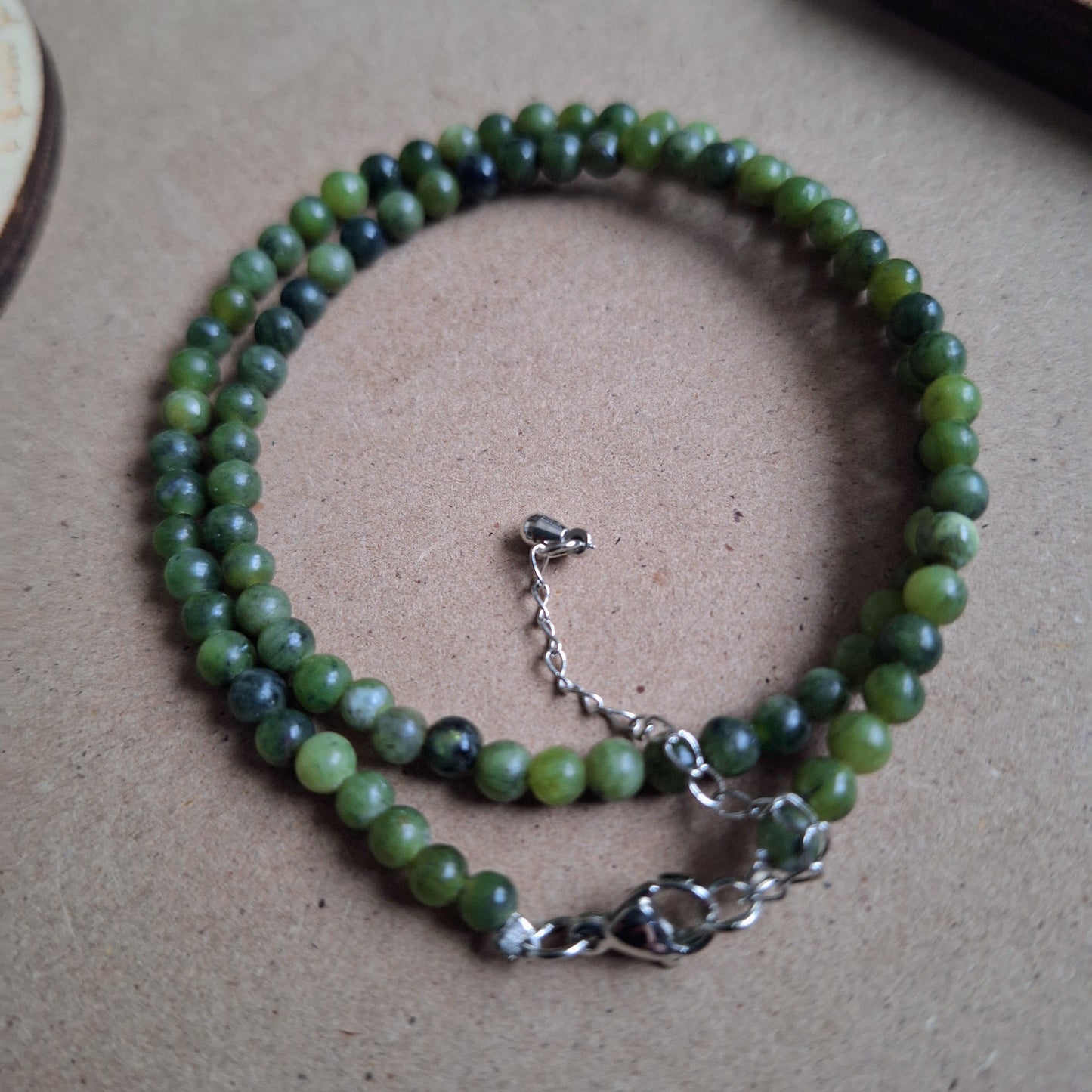 Green jade Beaded Choker Necklace