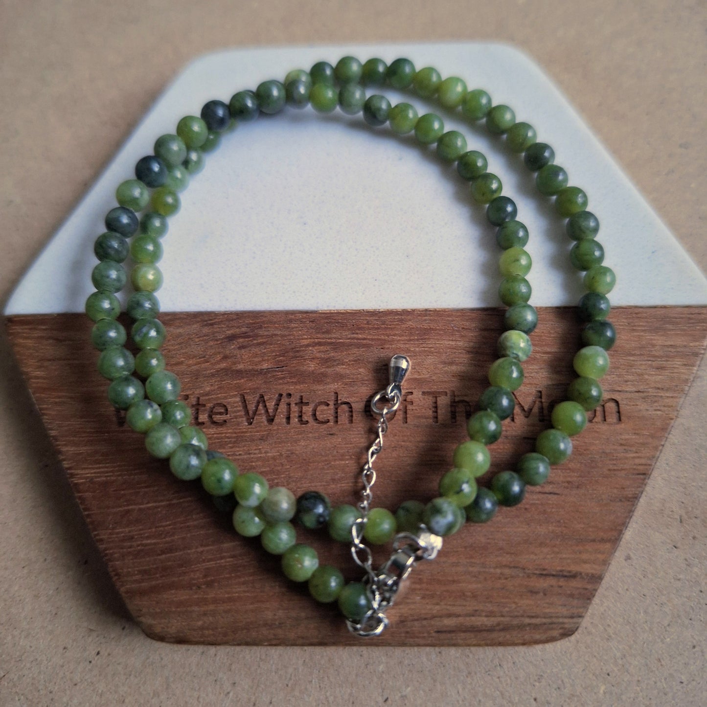 Green jade Beaded Choker Necklace