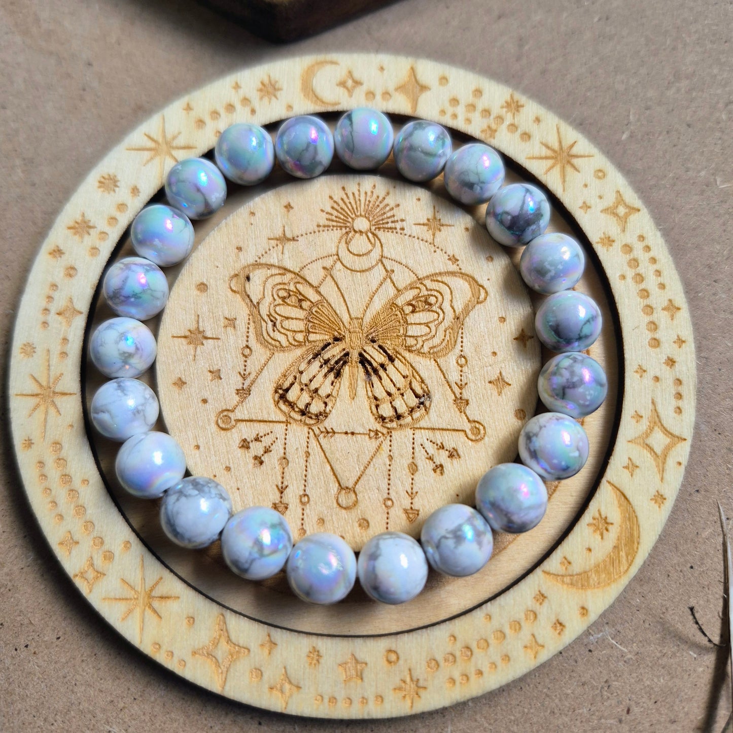 Aura howlite 8mm bead bracelet