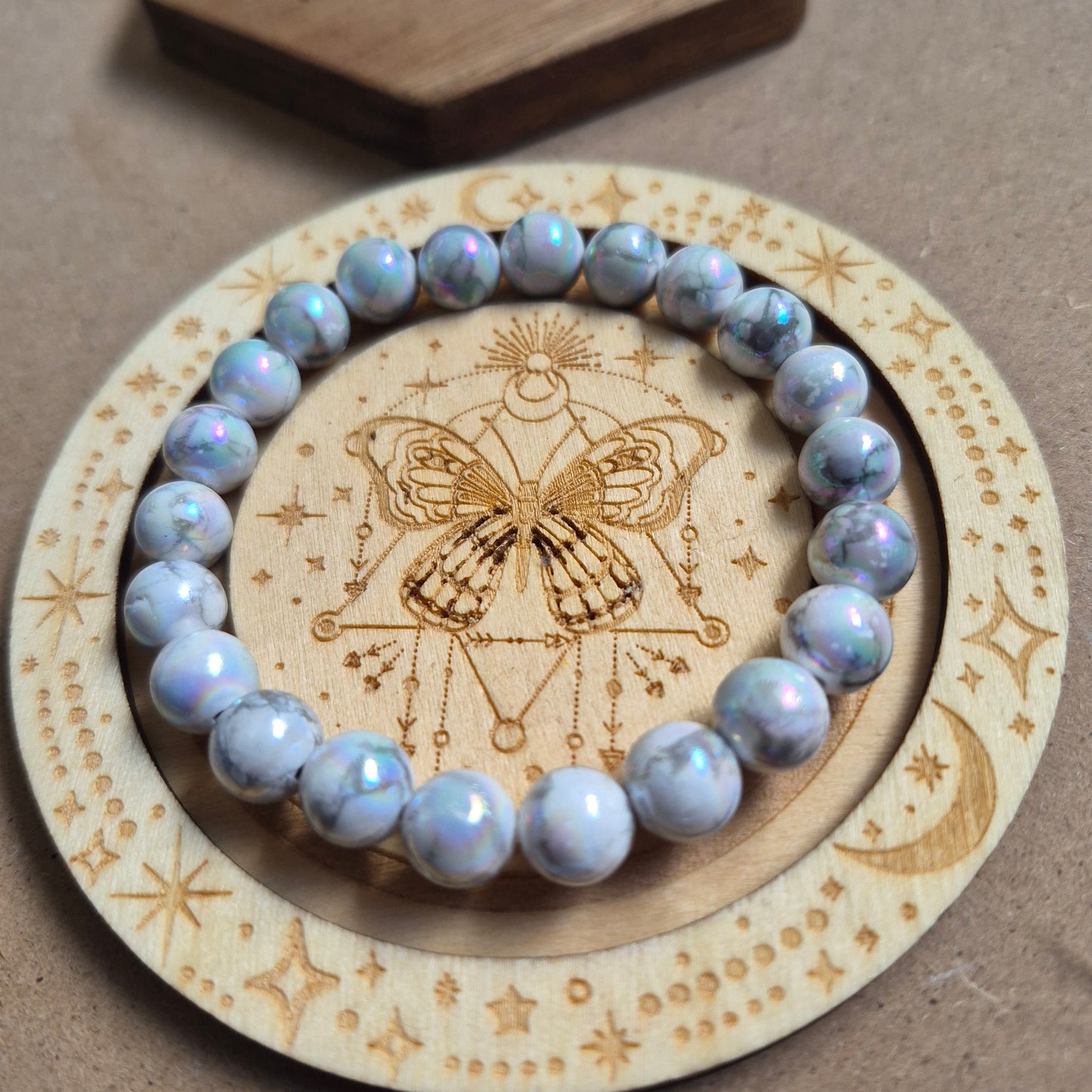 Aura howlite 8mm bead bracelet