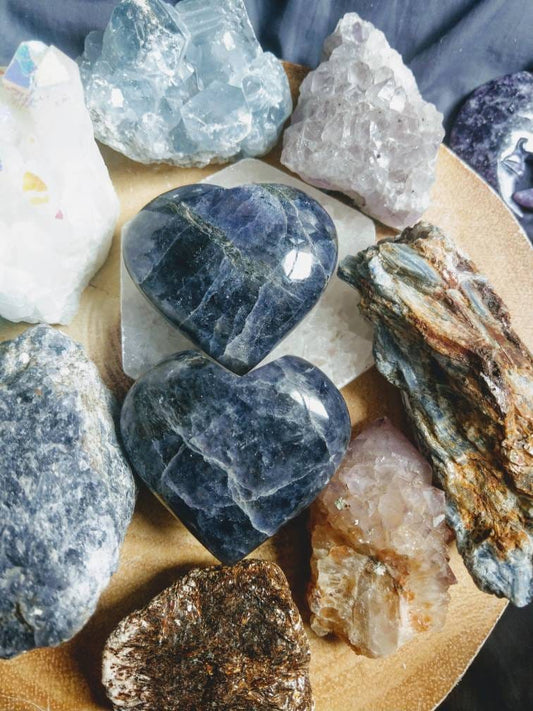 Iolite heart crystal healing natural polished stone 5-6cm