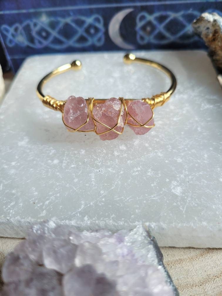 STRAWBERRY QUARTZ cuff bracelet raw stone wire wrapped crystal healing natural stone heart chakra