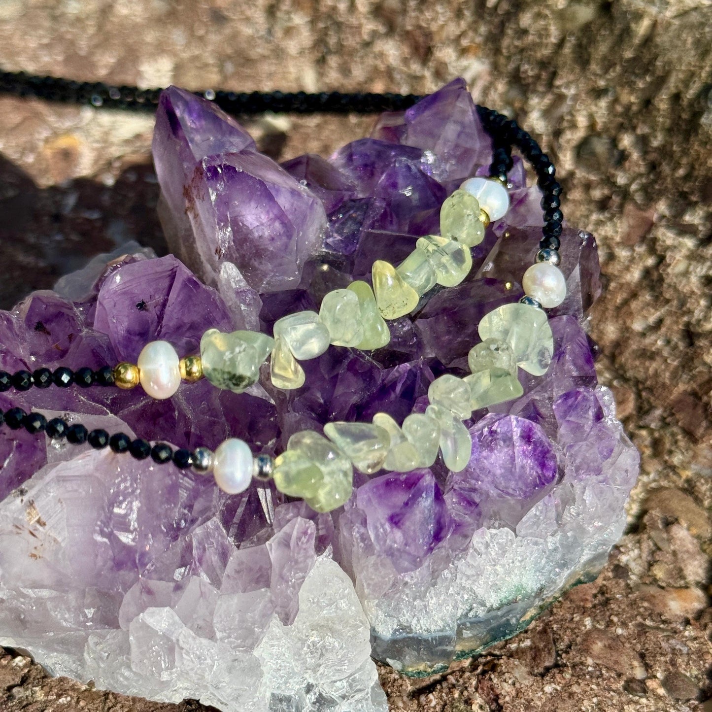 Prehnite and black tourmaline choker pearl necklace