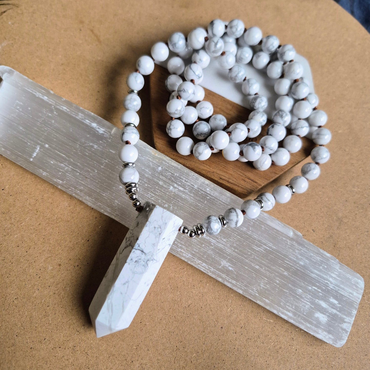 Howlite Knotted Long Necklace with Large Point 32"