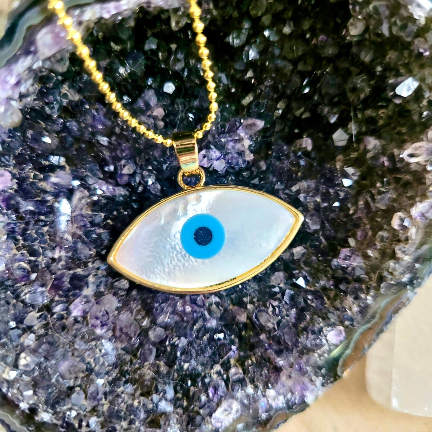 Pearl Evil Eye Pendant 🧿