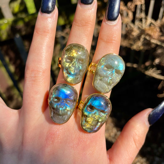 Labradorite Flashy Skull Ring ☠️💚