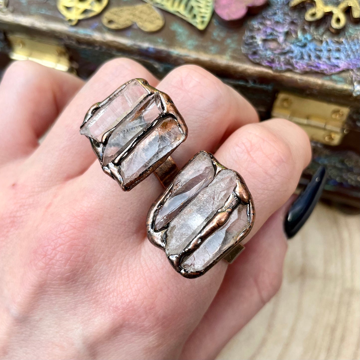 Clear Quartz Triple Strip Antique Style Ring 🤍🤎