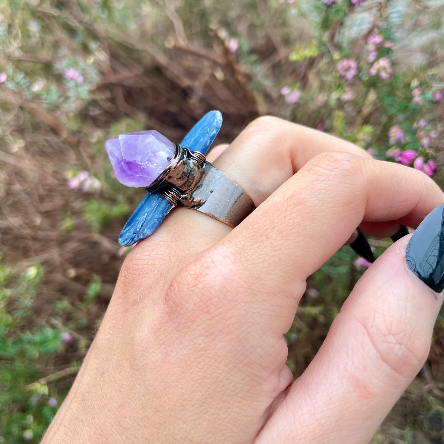 Kyanite Ring with Amethyst Raw Cluster 💜💙💜