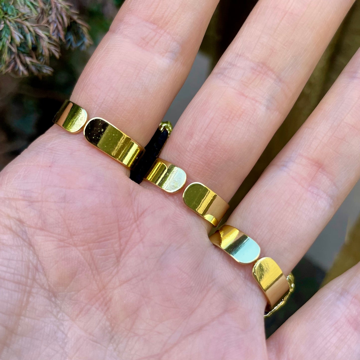 Kyanite Three Strip Rings 🦋👼🤍✨