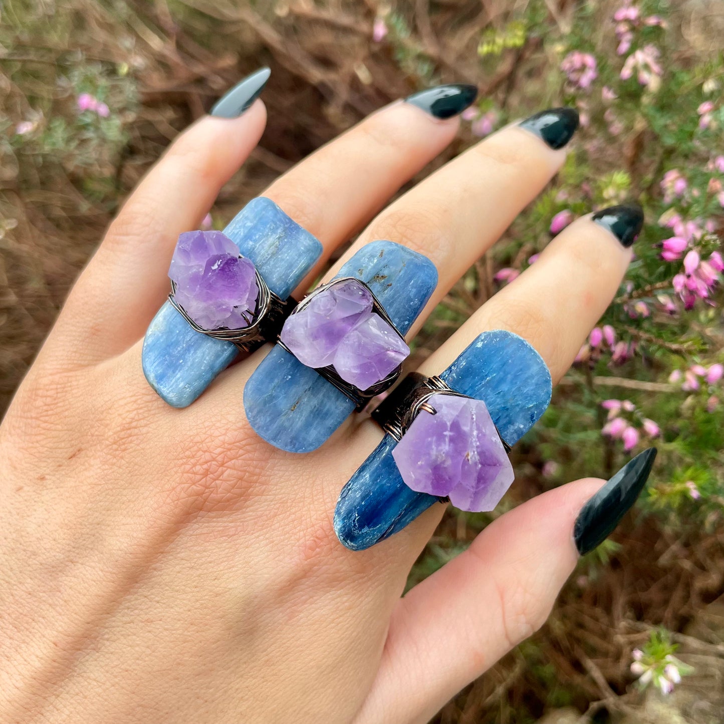 Kyanite Ring with Amethyst Raw Cluster 💜💙💜